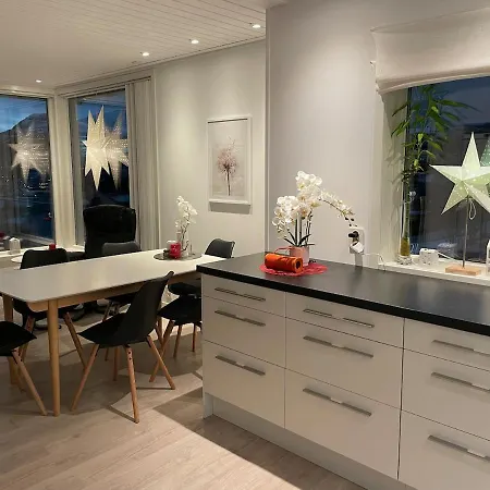 Villa Single-family In Harstad