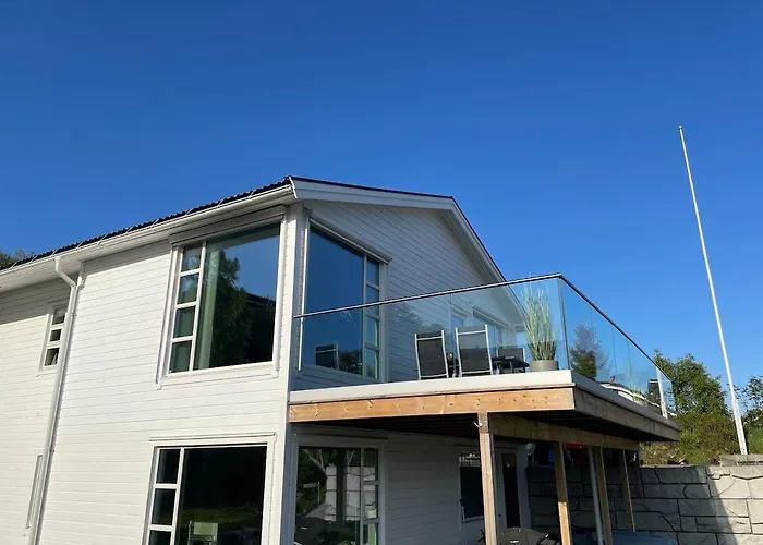 Villa Single-family In *